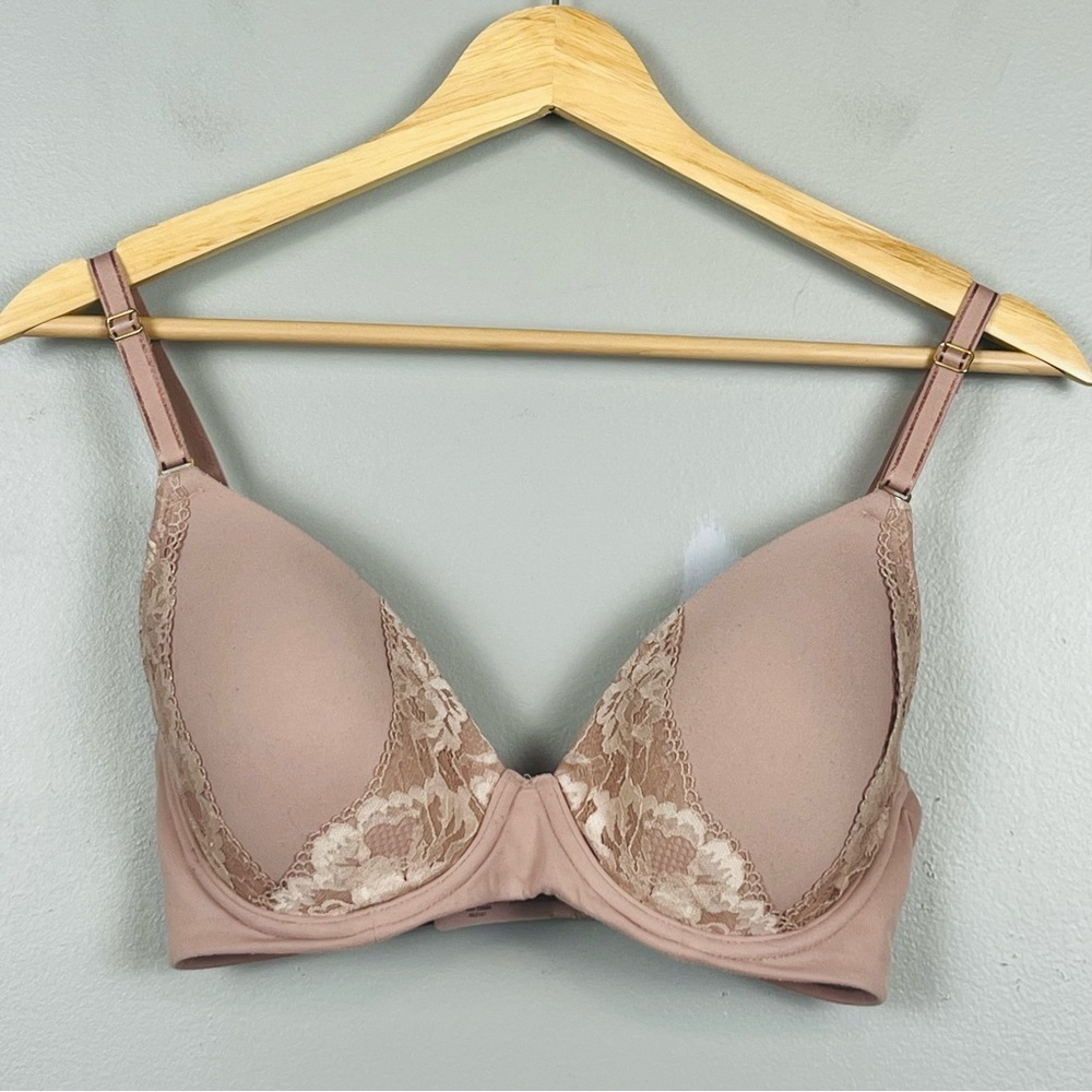 Soma Embraceable Perfect Coverage mauve lace trimmed underwire bra, 32DD.